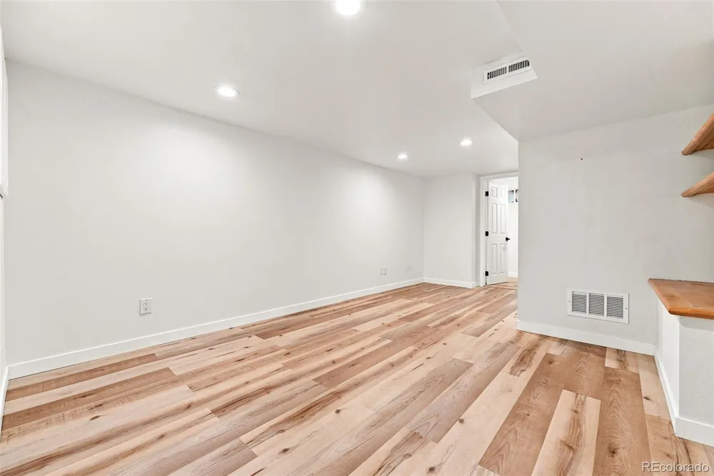 1364 Ivanhoe Street Denver, CO 80220