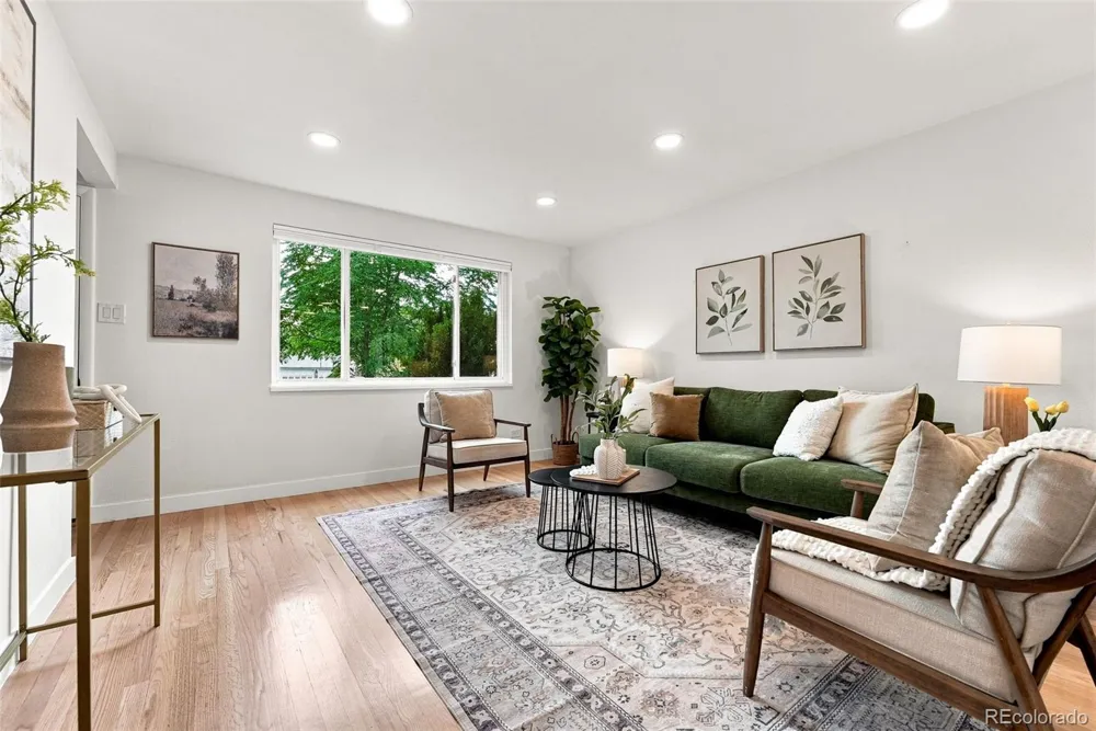 1364 Ivanhoe Street Denver, CO 80220