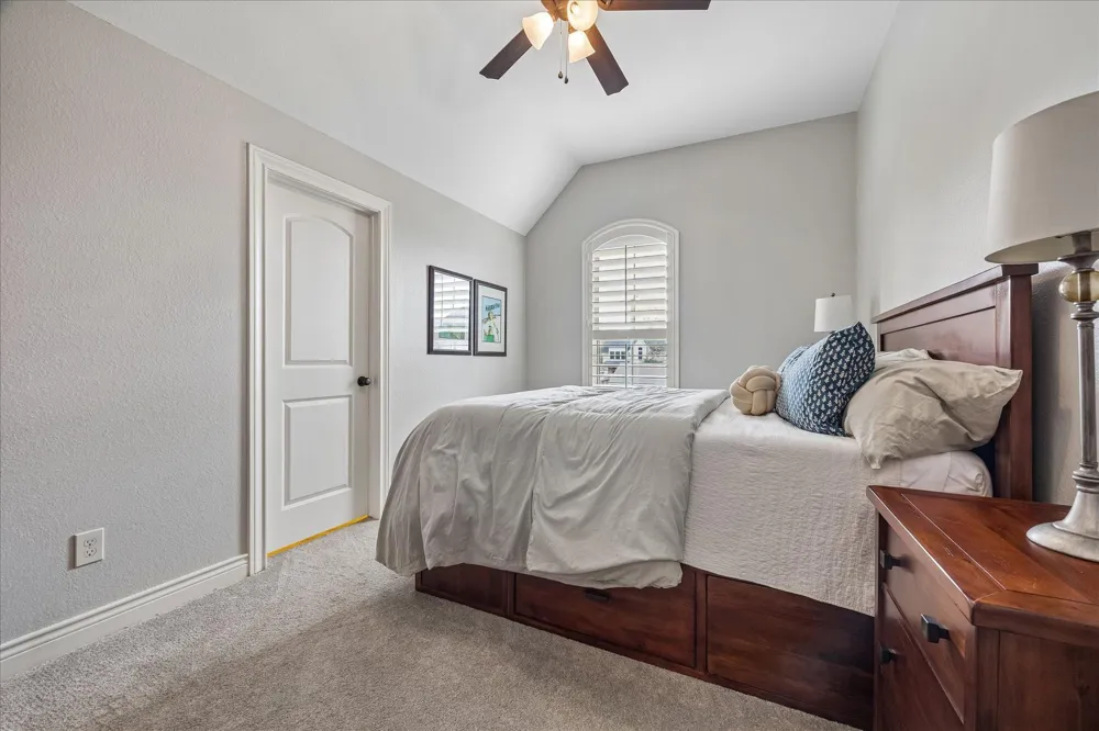 1616 Hewitt Drive Houston, TX 77018