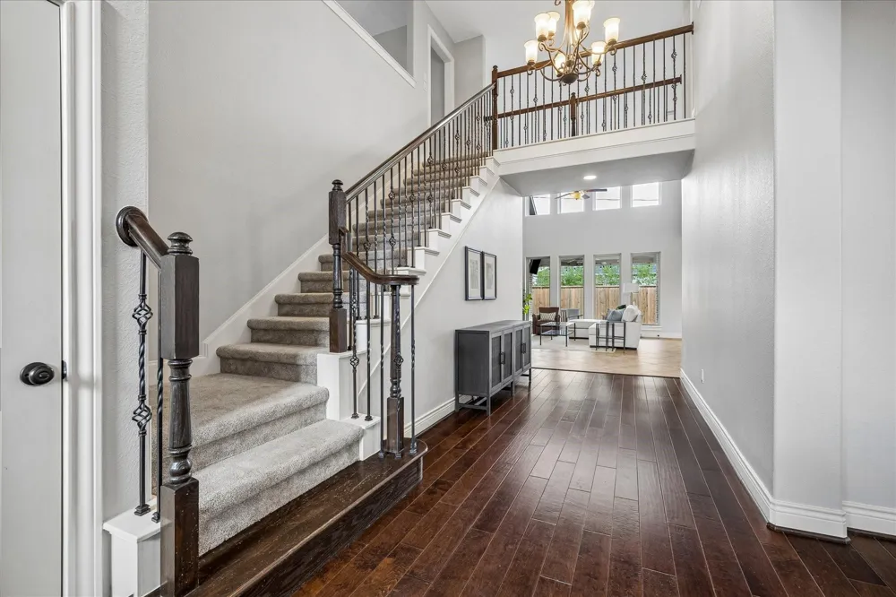 1616 Hewitt Drive Houston, TX 77018