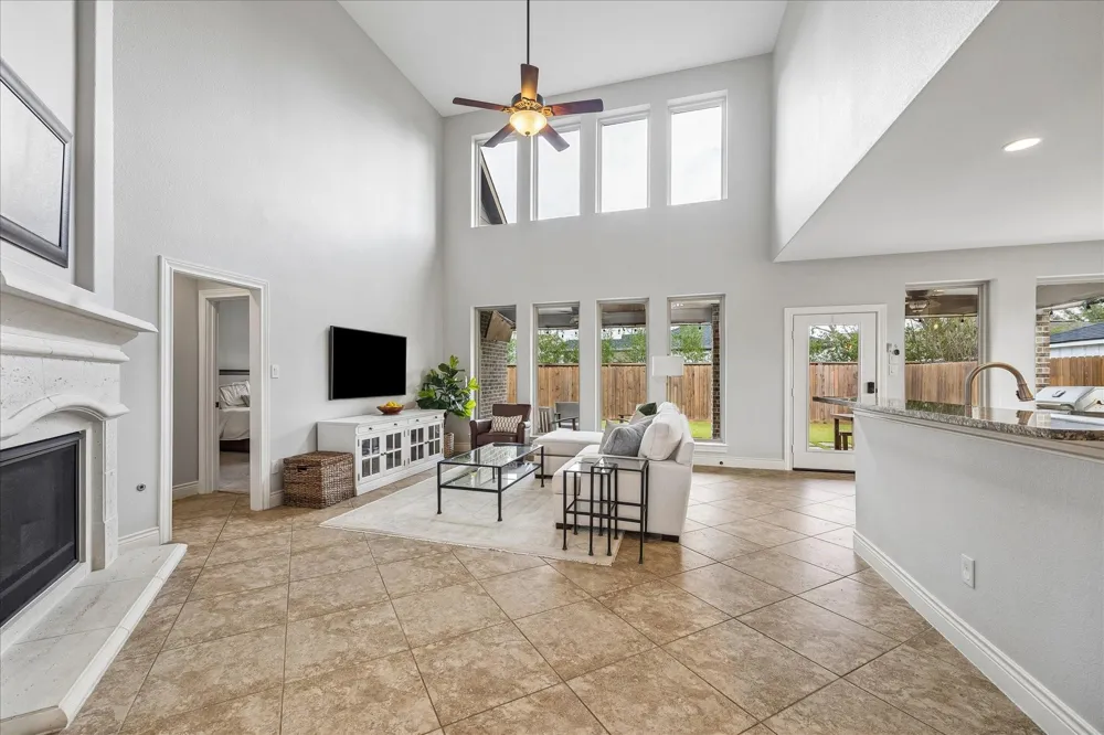 1616 Hewitt Drive Houston, TX 77018