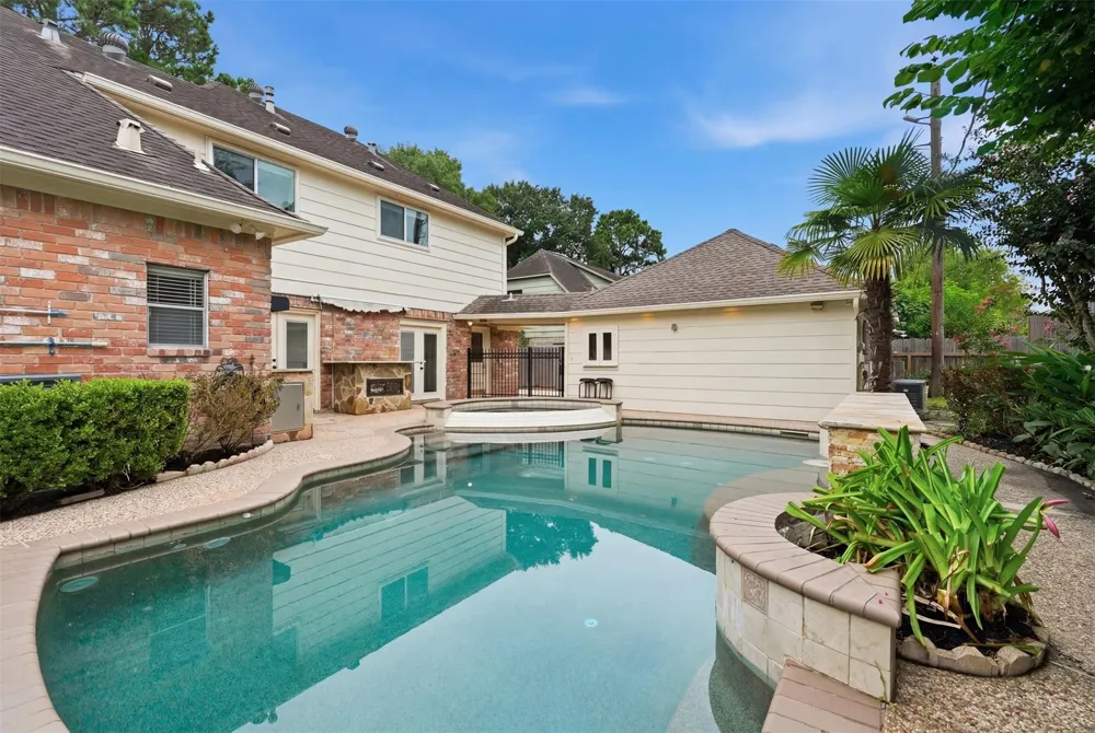 8310 Mentmore Drive Spring, TX 77379