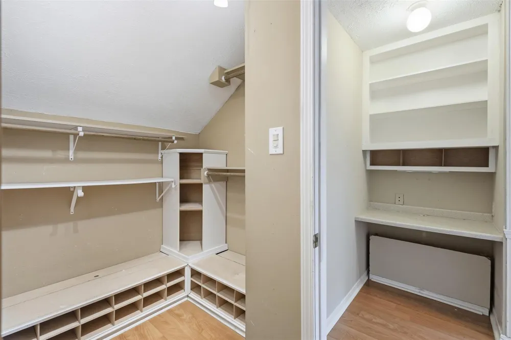 8310 Mentmore Drive Spring, TX 77379