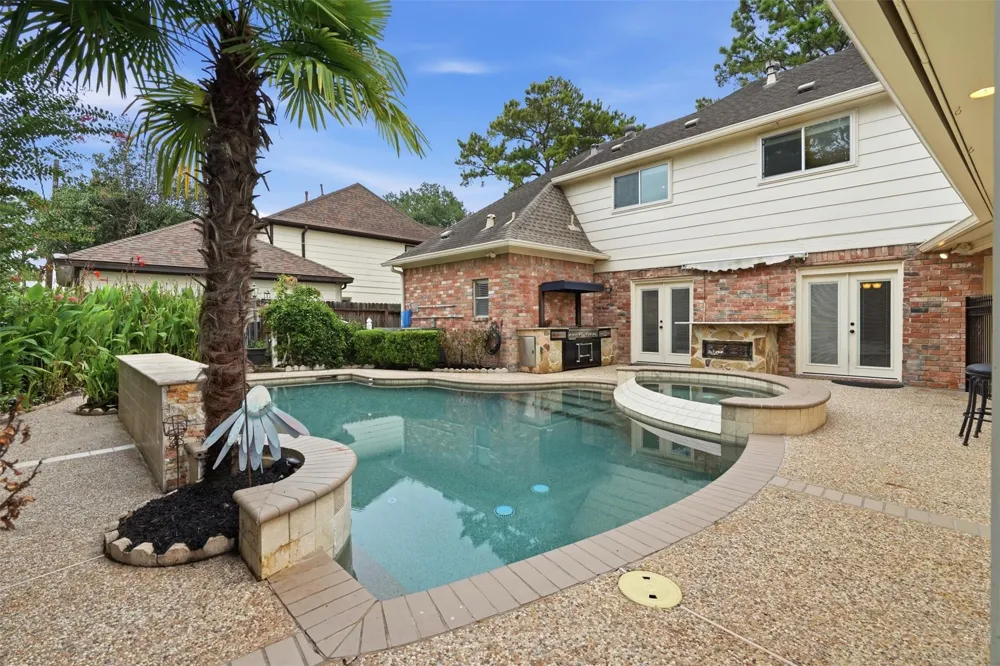 8310 Mentmore Drive Spring, TX 77379