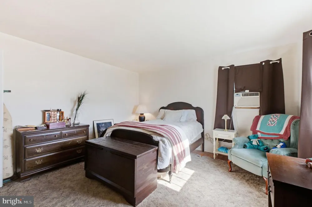 3227 HOBSON STREET Whitehall, PA 18052