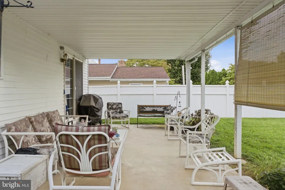3227 HOBSON STREET Whitehall, PA 18052