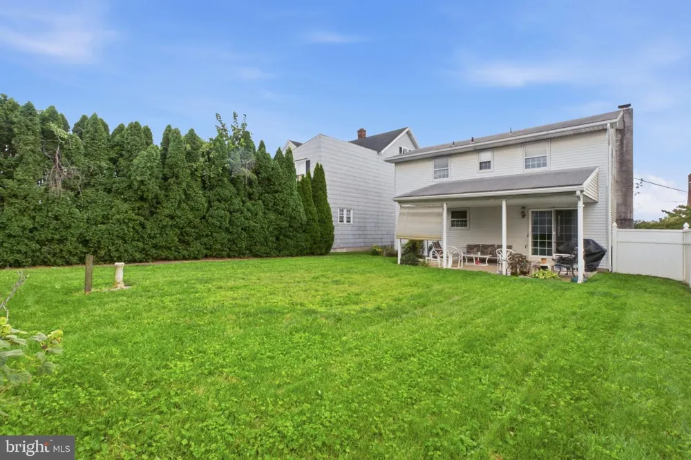 3227 HOBSON STREET Whitehall, PA 18052