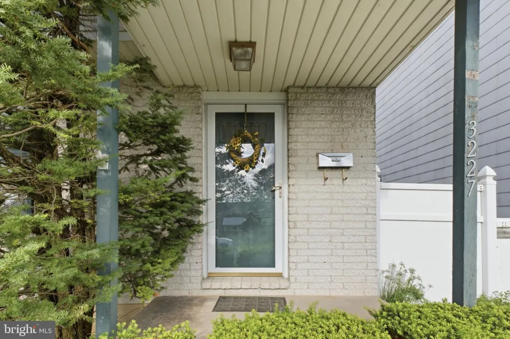 3227 HOBSON STREET Whitehall, PA 18052