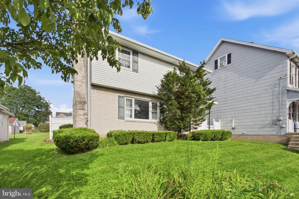 3227 HOBSON STREET Whitehall, PA 18052