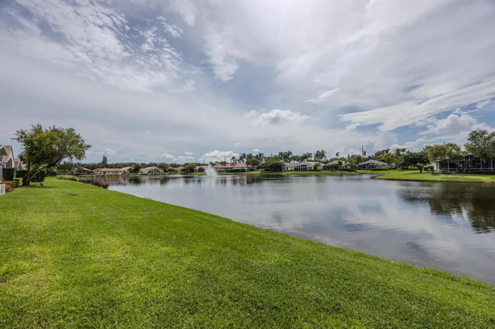 10394 UTOPIA CIRCLE E Boynton Beach, FL 33437