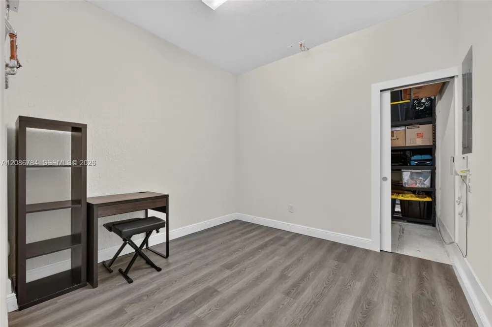 8897 NW 103rd Ave Doral, FL 33178