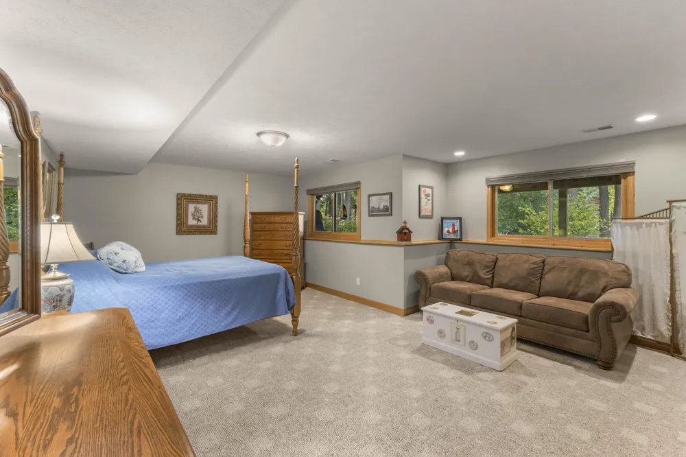 15387 Sundew Street Grand Haven, MI 49417