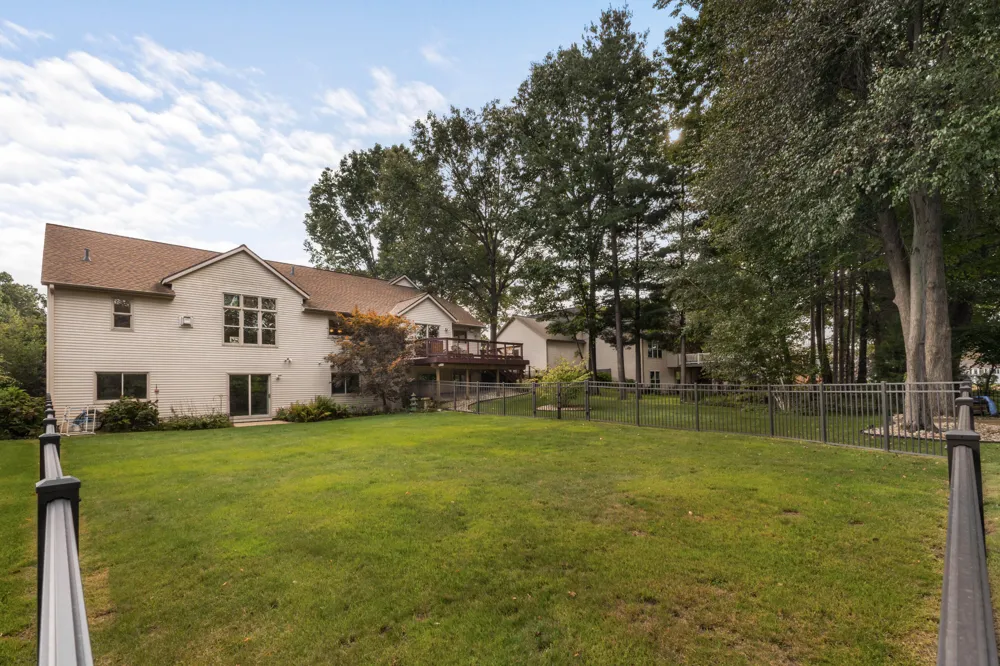15387 Sundew Street Grand Haven, MI 49417