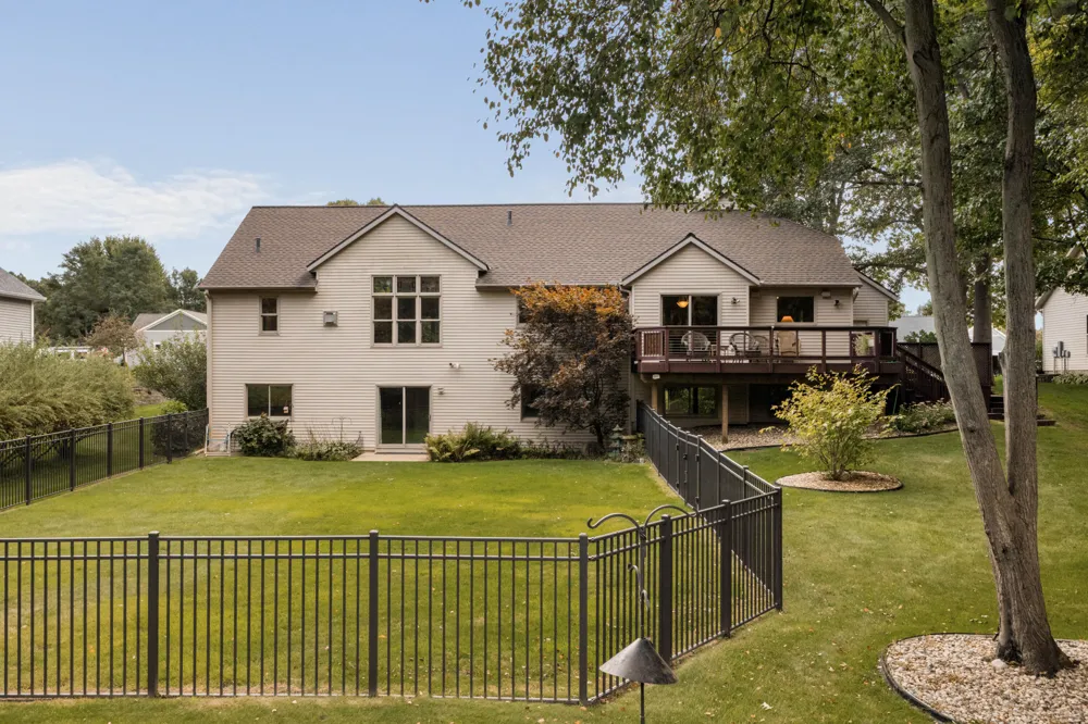 15387 Sundew Street Grand Haven, MI 49417