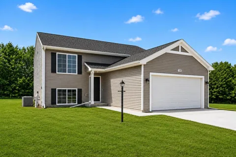 910 Valley View Court