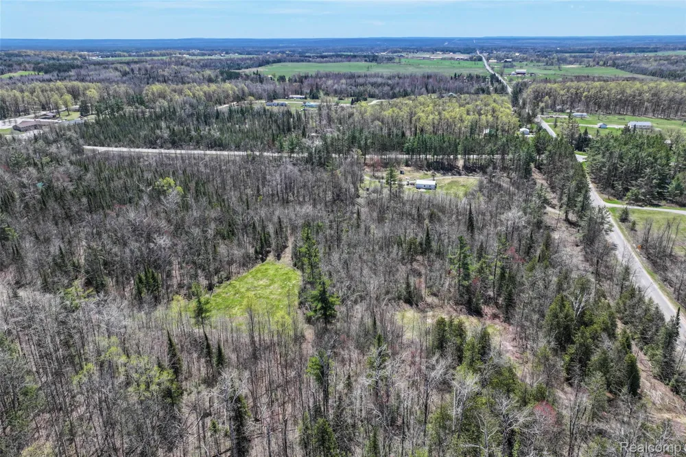 958 W Miller Road Elmer Township, MI 48647