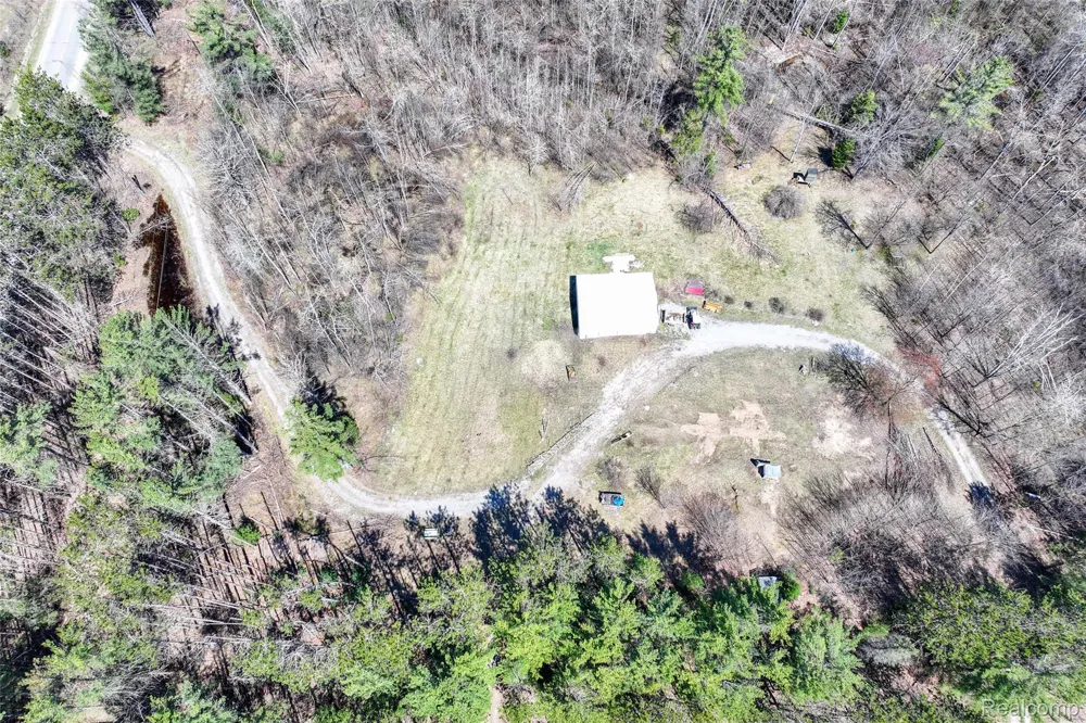 958 W Miller Road Elmer Township, MI 48647
