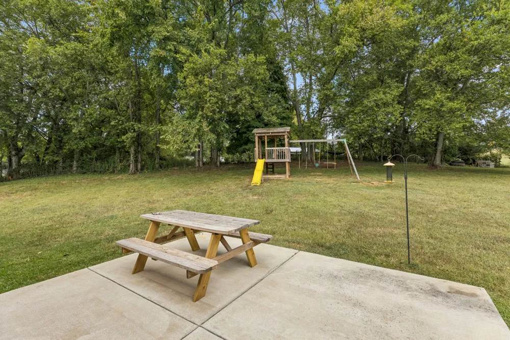 5001 Timothy Ln Columbia, TN 38401