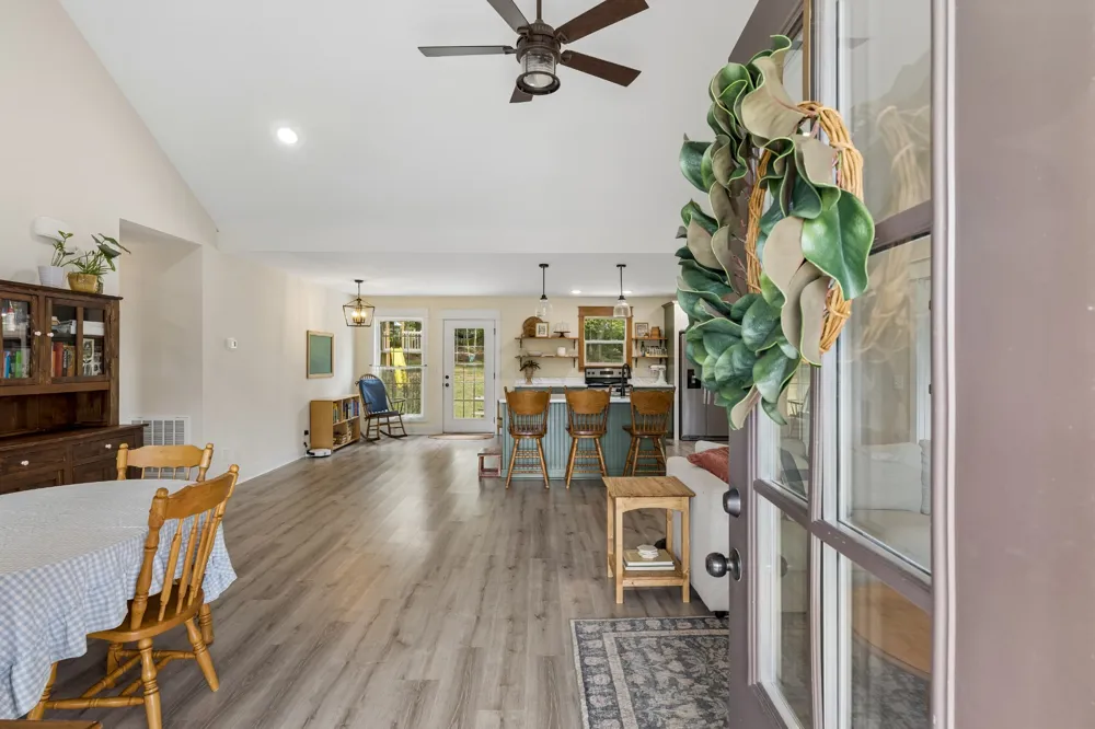 5001 Timothy Ln Columbia, TN 38401