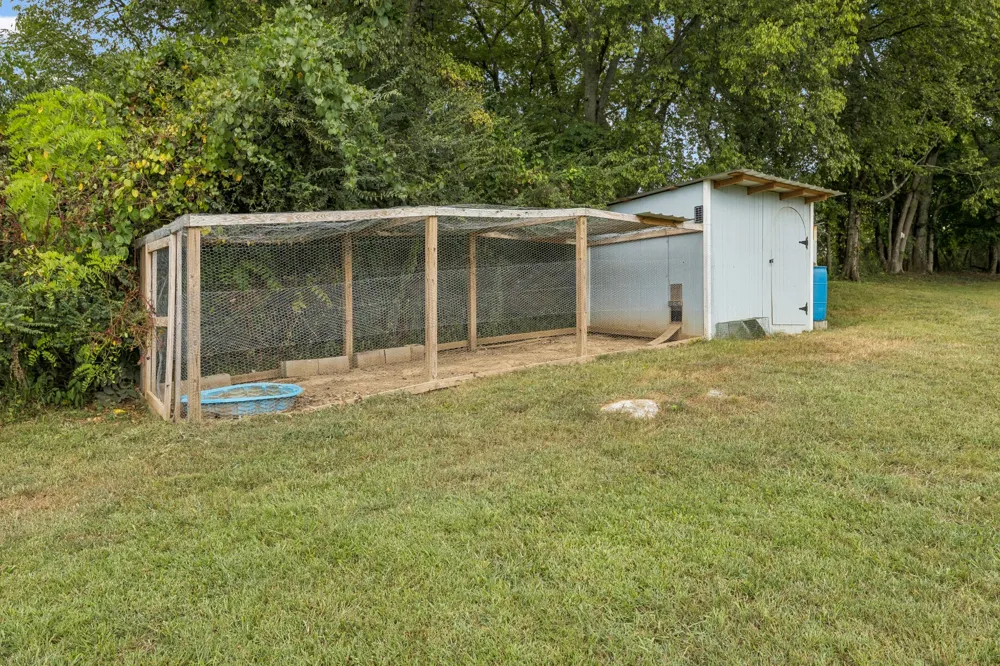 5001 Timothy Ln Columbia, TN 38401