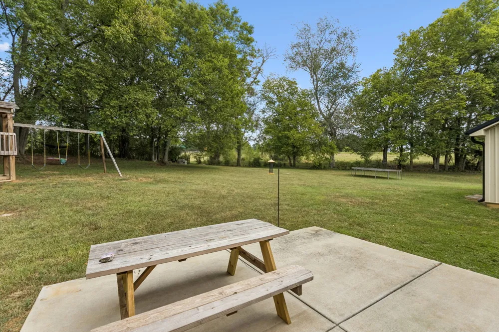 5001 Timothy Ln Columbia, TN 38401