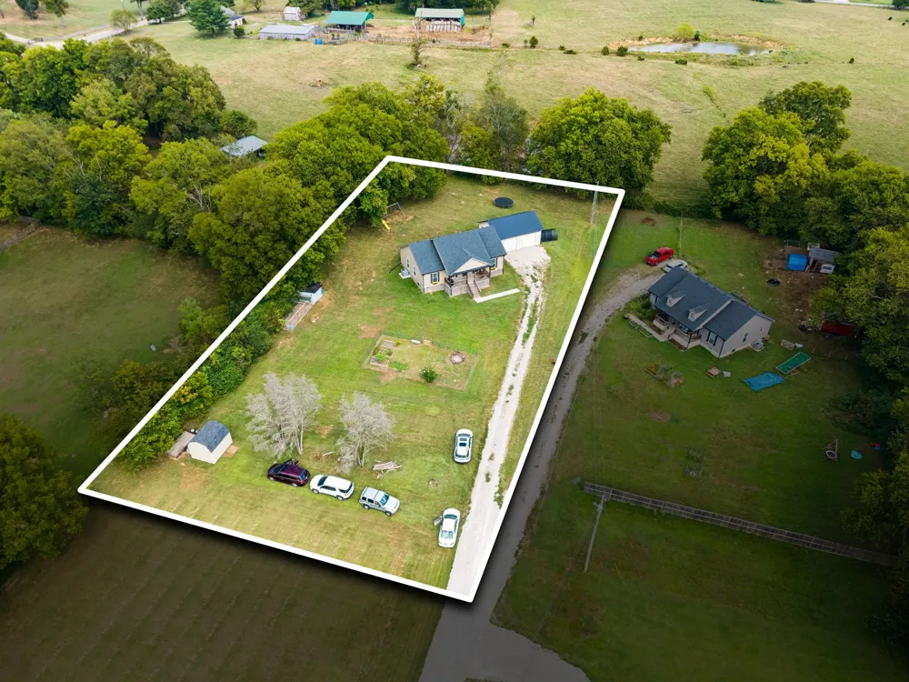 5001 Timothy Ln Columbia, TN 38401