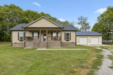 5001 Timothy Ln