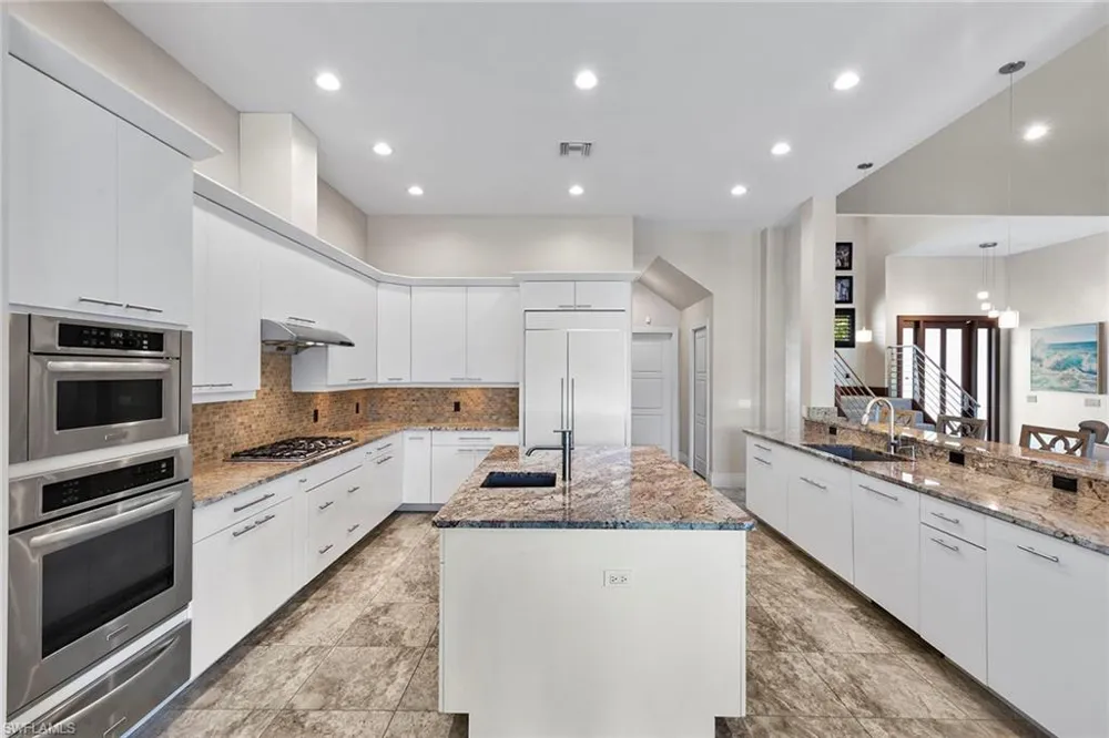 580 Goldcoast Court Marco Island, FL 34145