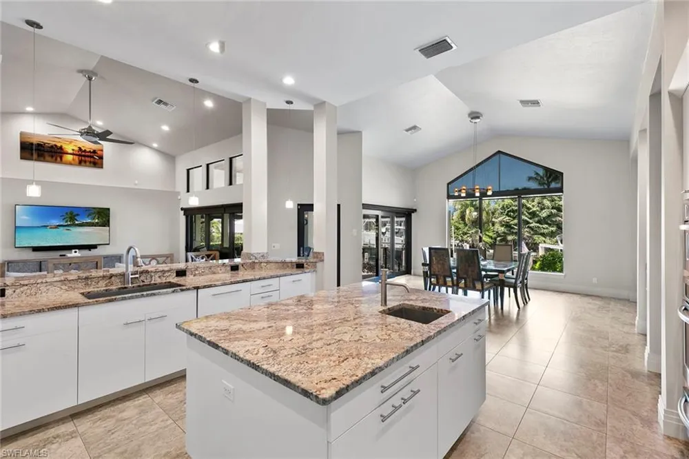 580 Goldcoast Court Marco Island, FL 34145