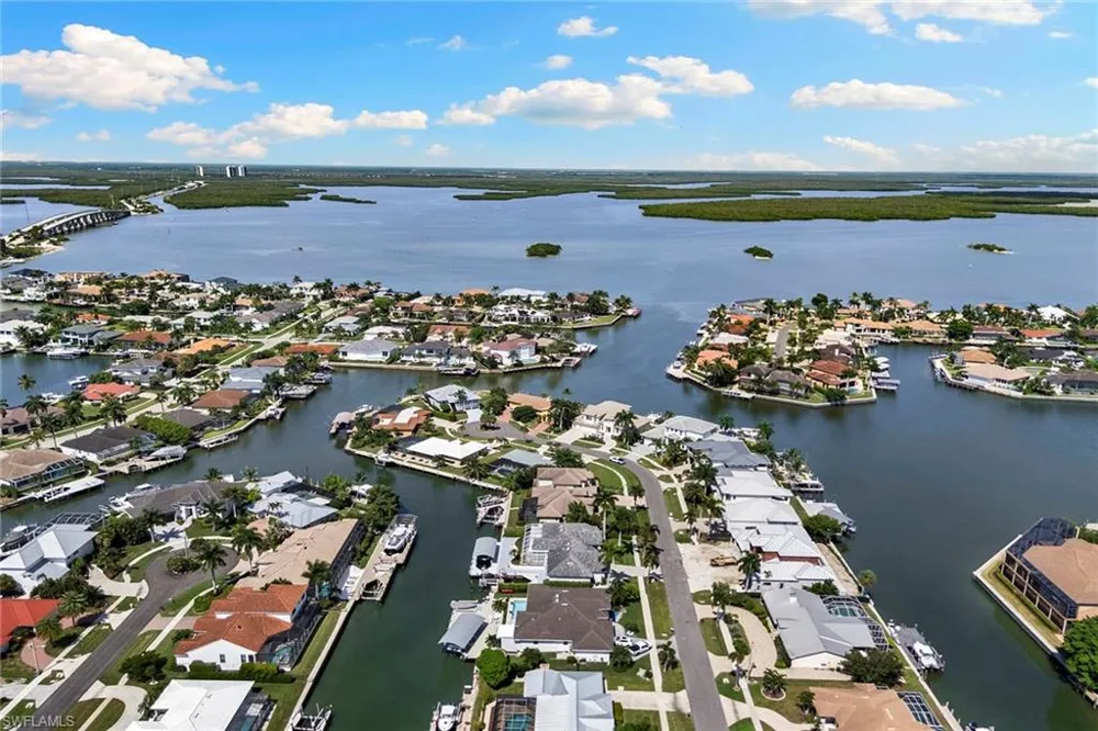 580 Goldcoast Court Marco Island, FL 34145
