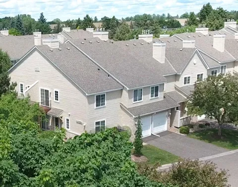 2240 Ranchview Lane #80