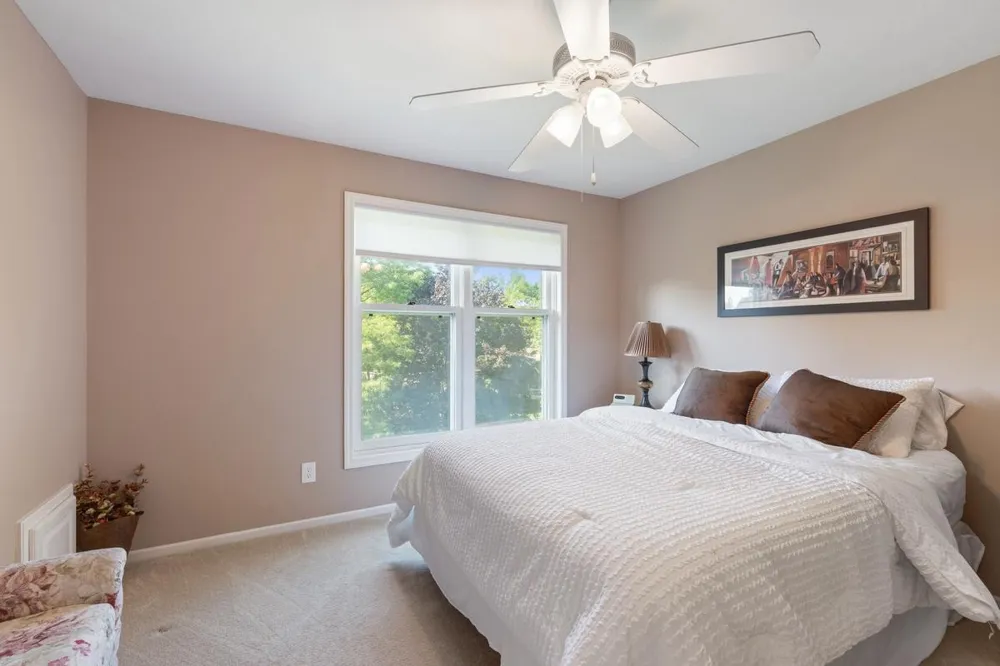4086 Deerwood Trail Eagan, MN 55122