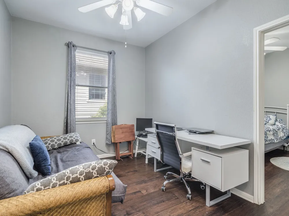 165 Oxford Drive Kyle, TX 78640