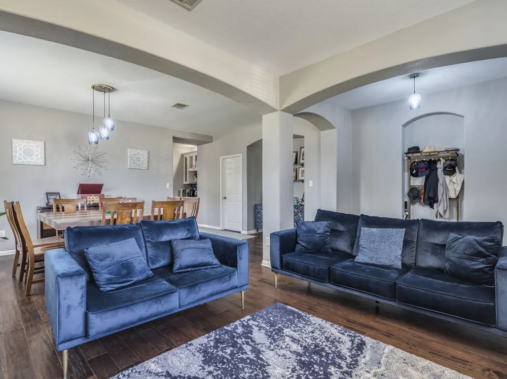 165 Oxford Drive Kyle, TX 78640