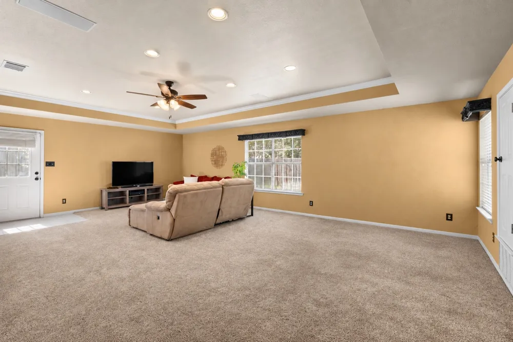 819 Blue Spring Circle Round Rock, TX 78681