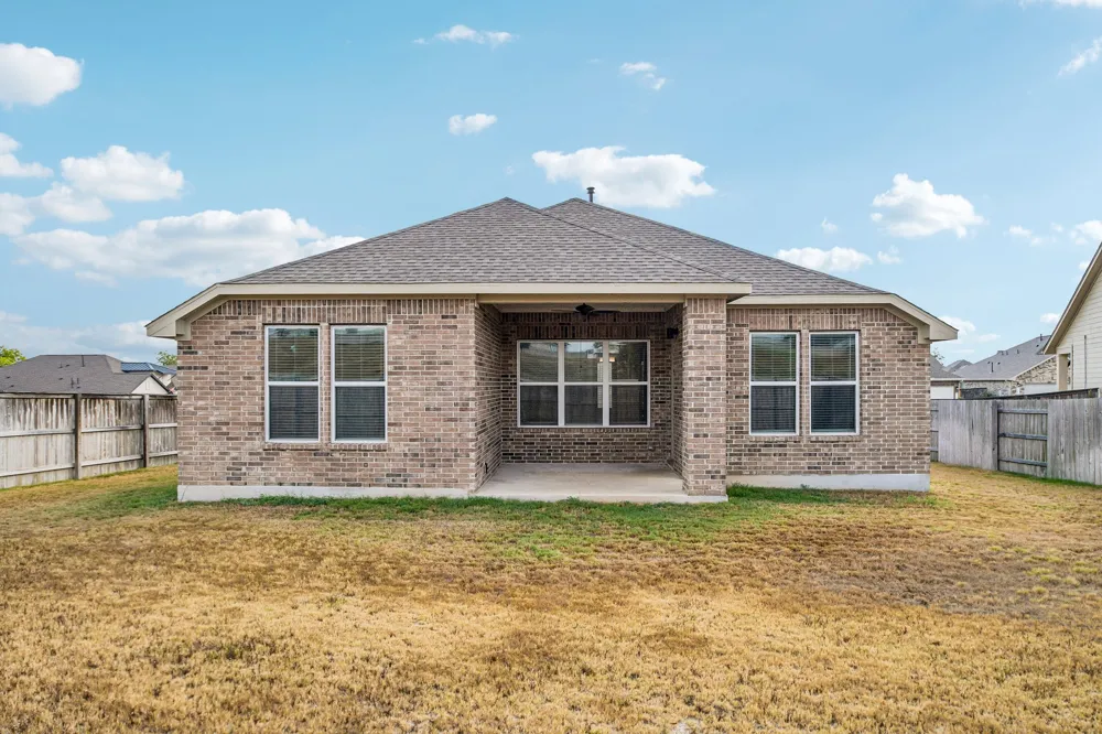 116 Joseph Hawkins Lane Bastrop, TX 78602
