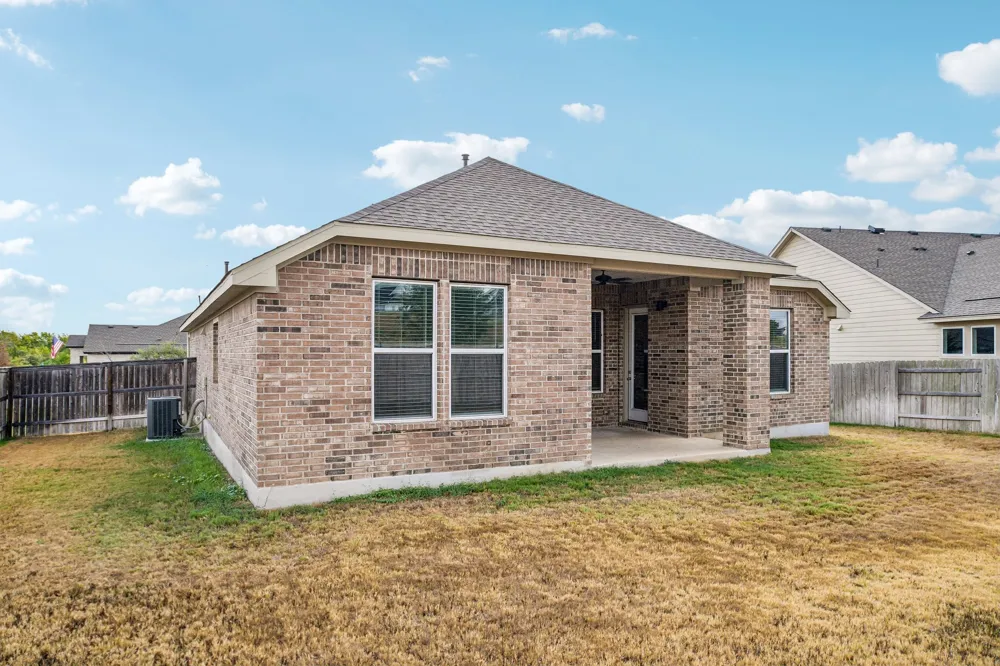 116 Joseph Hawkins Lane Bastrop, TX 78602