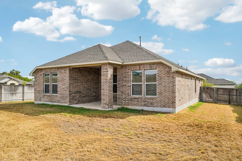 116 Joseph Hawkins Lane Bastrop, TX 78602