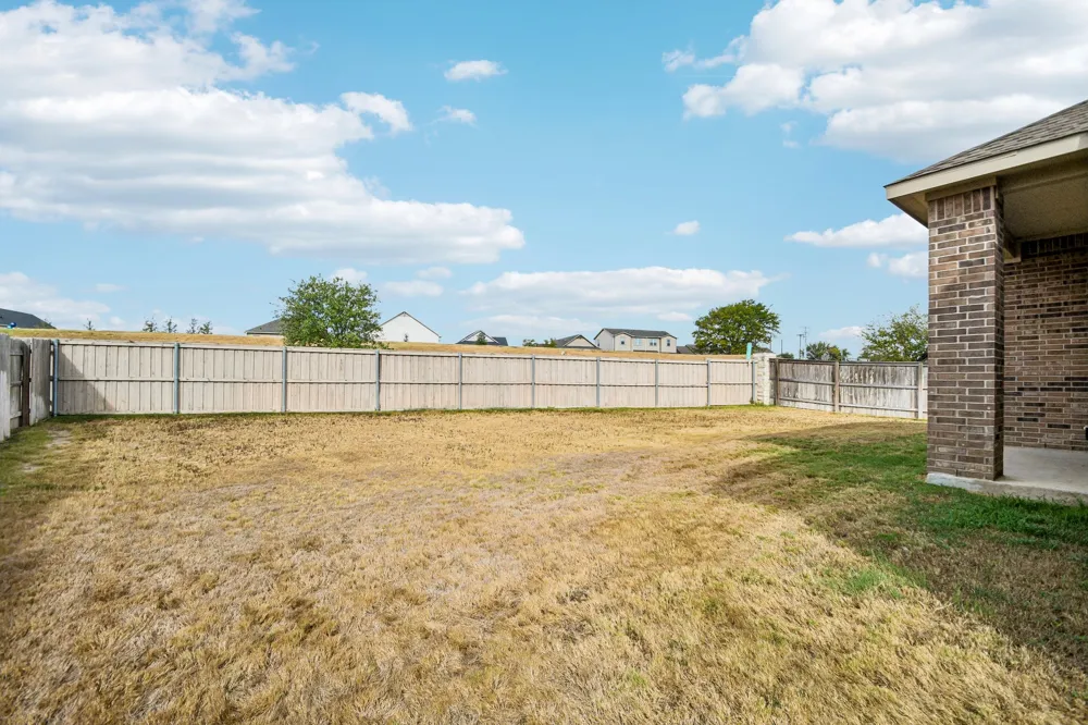 116 Joseph Hawkins Lane Bastrop, TX 78602