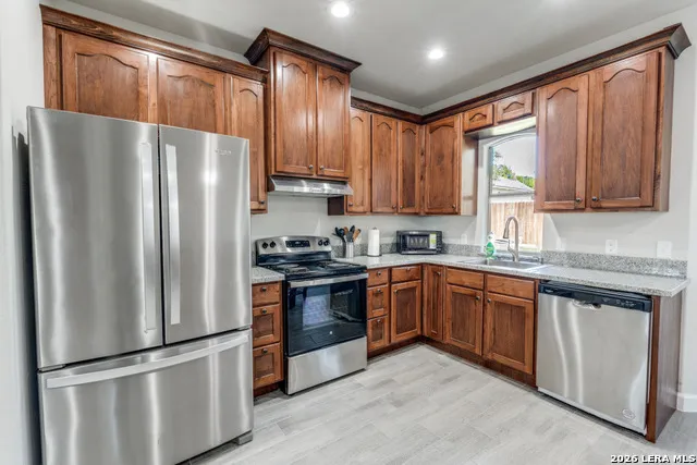 1287 Rotherman Canyon Lake, TX 78133