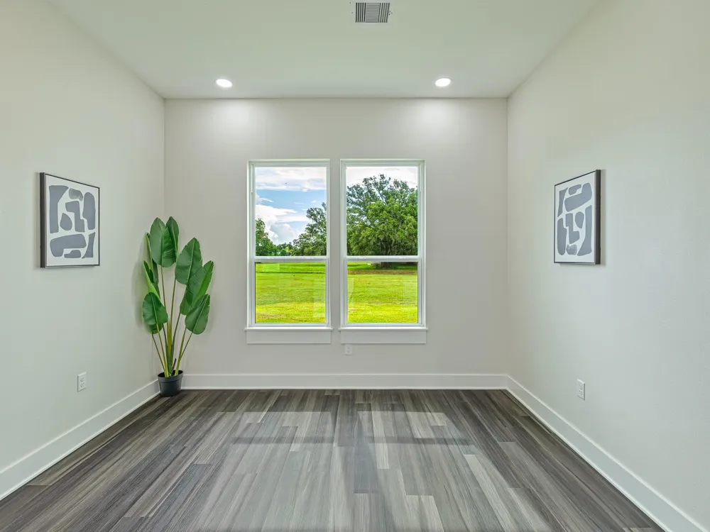 500 Campfire Trail Angleton, TX 77515