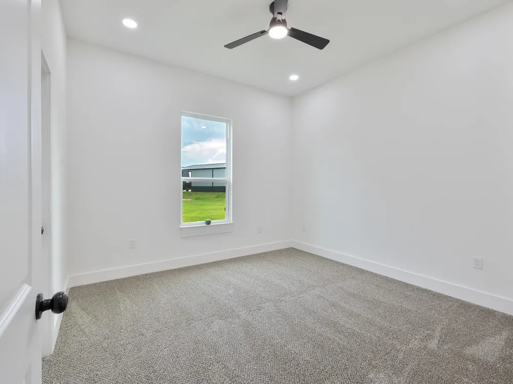 500 Campfire Trail Angleton, TX 77515
