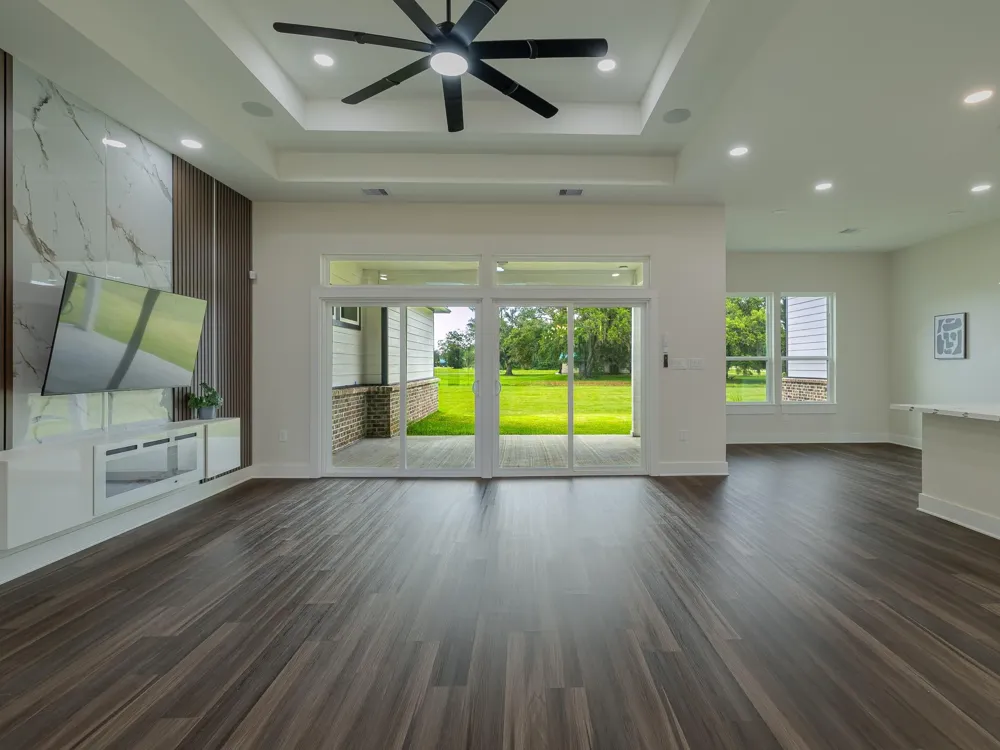 500 Campfire Trail Angleton, TX 77515