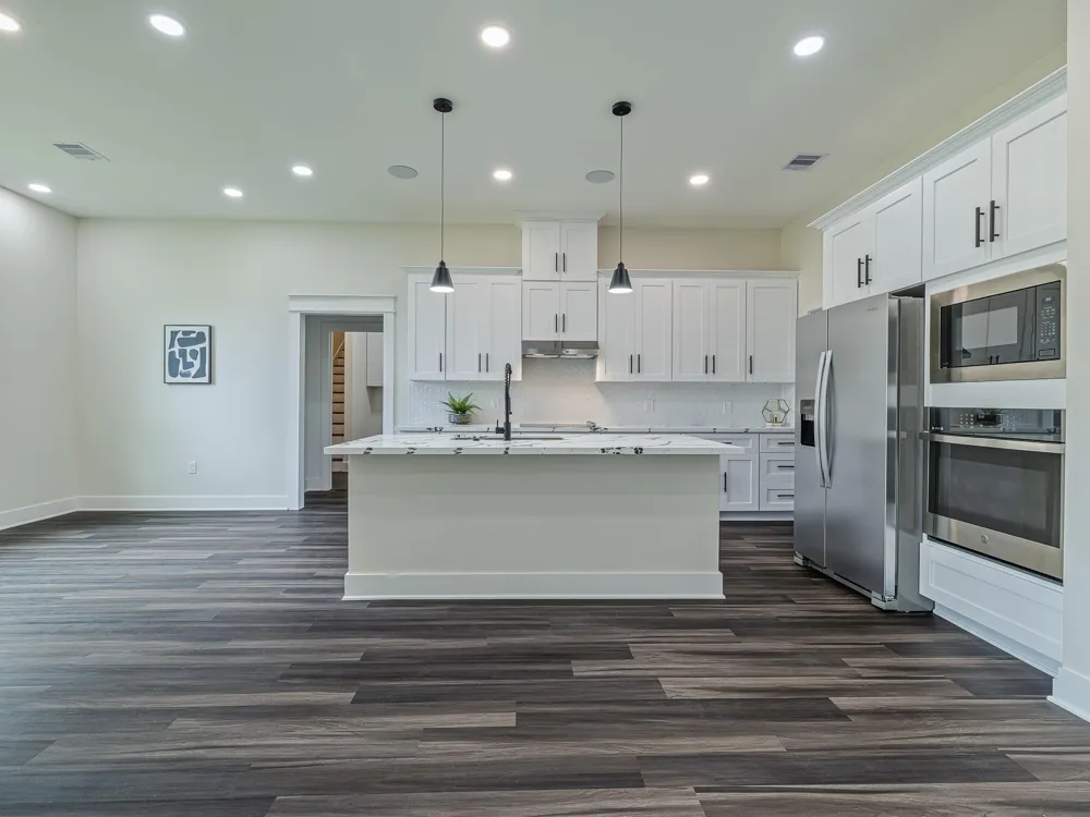 500 Campfire Trail Angleton, TX 77515