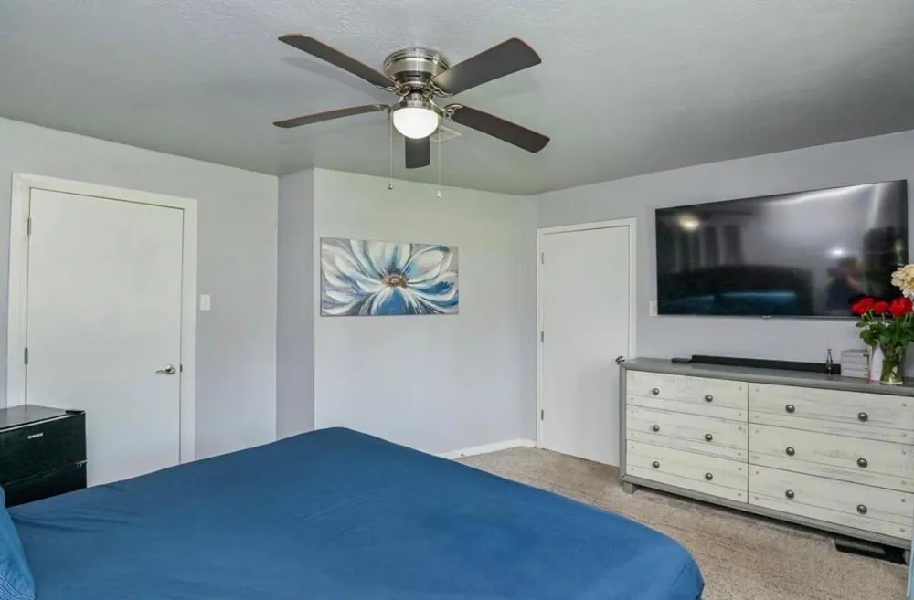 5430 Osprey Drive Houston, TX 77048