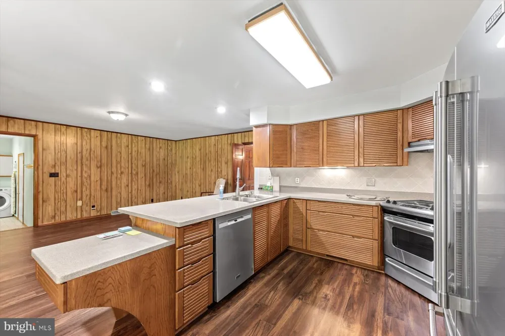 8 MEWS ROAD Milford, DE 19963