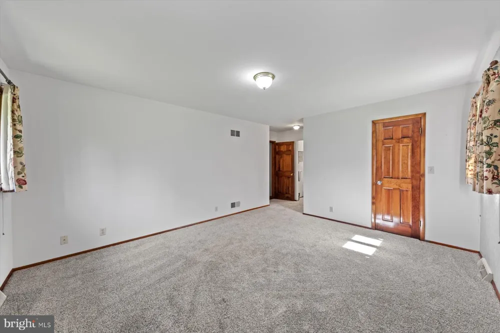 8 MEWS ROAD Milford, DE 19963