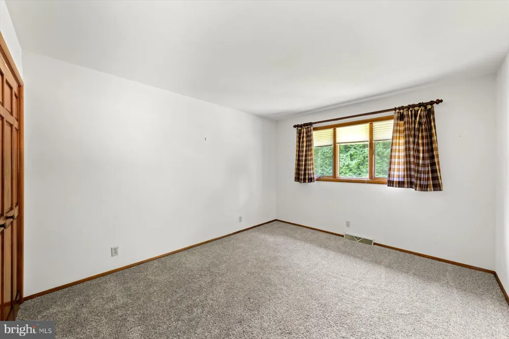 8 MEWS ROAD Milford, DE 19963