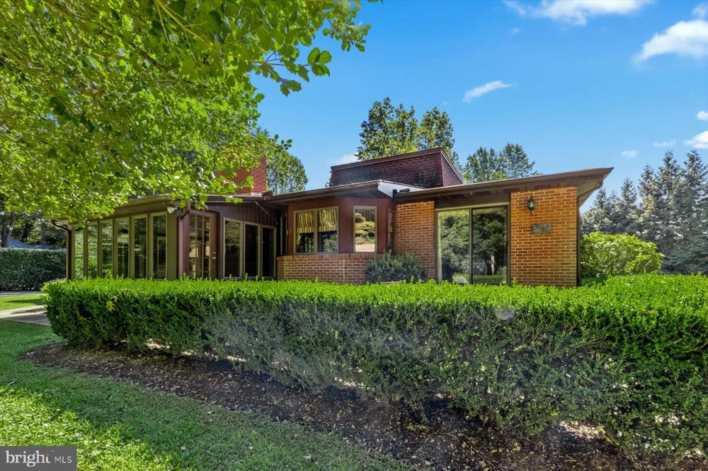 8 MEWS ROAD Milford, DE 19963