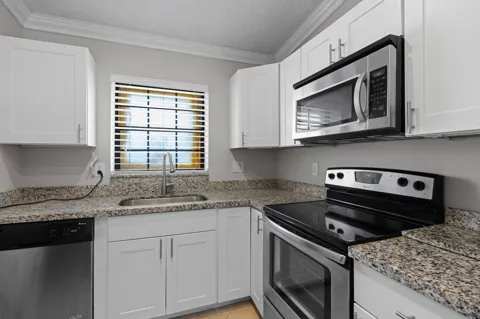2600 GREENWOOD TERRACE #210